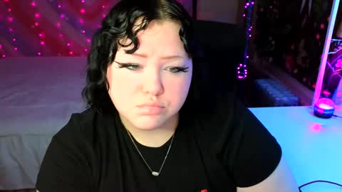 Goddess Flame online show from 24, 12, 2024