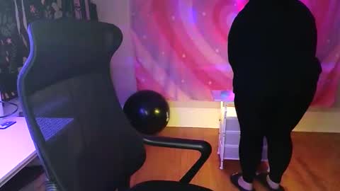 Goddess Flame online show from 9, 2, 2025