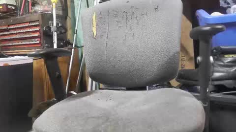 Snapshot of t_guy45 chatting on 4, 10, 2025 T Guy45Chunkywise45 online show from 4, 10, 2025