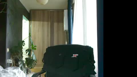 Snapshot of t_huracane chatting on 12, 7, 2026 Huracane online show from 12, 7, 2026