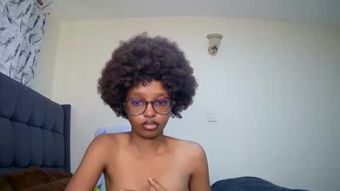 Snapshot of t_okyo chatting on 15, 12, 2024 TOKYO online show from 15, 12, 2024