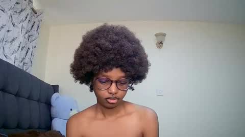 Snapshot of t_okyo chatting on 17, 12, 2024 TOKYO online show from 17, 12, 2024