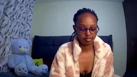 Snapshot of t_okyo chatting on 7, 2, 2025 TOKYO online show from 7, 2, 2025