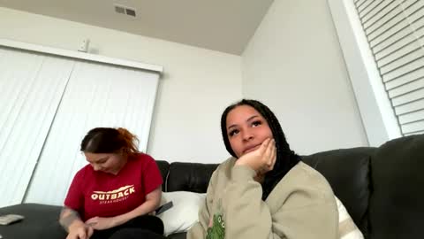 Snapshot of t_princess_t chatting on 11, 1, 2025 t_princess_t online show from 11, 1, 2025