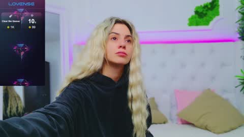 Snapshot of taahiraarabian chatting on 9, 1, 2025 Arianna online show from 9, 1, 2025