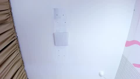 Kitty online show from 3, 2, 2026