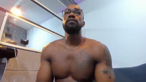 Snapshot of tafari_1 chatting on 21, 2, 2025 Tafari Zulu online show from 21, 2, 2025