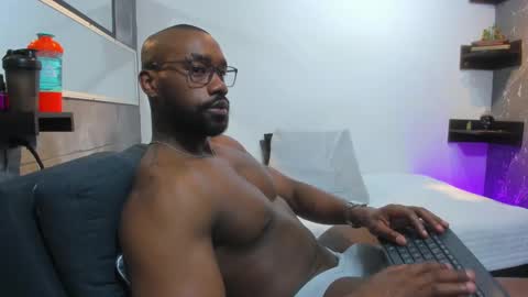 Snapshot of tafari_1 chatting on 25, 2, 2025 Tafari Zulu online show from 25, 2, 2025