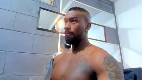 Snapshot of tafari_1 chatting on 23, 11, 2025 Tafari Zulu online show from 23, 11, 2025