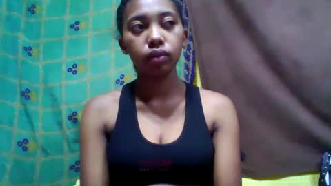 Snapshot of tahiriniah chatting on 2, 3, 2025 tahiriniah online show from 2, 3, 2025