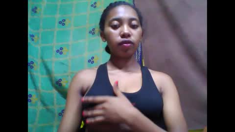 Snapshot of tahiriniah chatting on 2, 3, 2025 tahiriniah online show from 2, 3, 2025