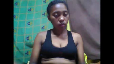 Snapshot of tahiriniah chatting on 3, 3, 2025 tahiriniah online show from 3, 3, 2025