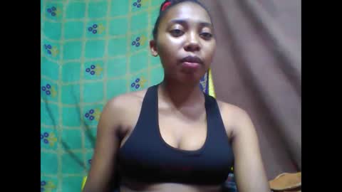 Snapshot of tahiriniah chatting on 8, 3, 2025 tahiriniah online show from 8, 3, 2025