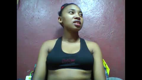 Snapshot of tahiriniah chatting on 10, 3, 2025 tahiriniah online show from 10, 3, 2025