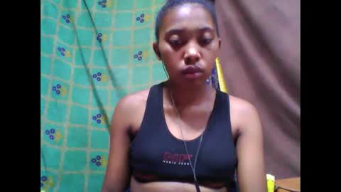 Snapshot of tahiriniah chatting on 11, 3, 2025 tahiriniah online show from 11, 3, 2025