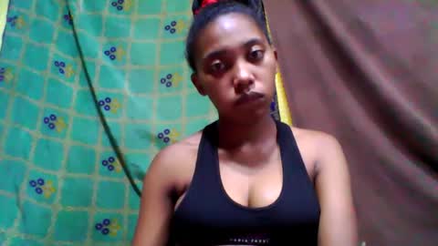 Snapshot of tahiriniah chatting on 11, 3, 2025 tahiriniah online show from 11, 3, 2025