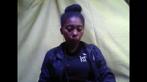 Snapshot of tahiriniah chatting on 13, 9, 2025 tahiriniah online show from 13, 9, 2025