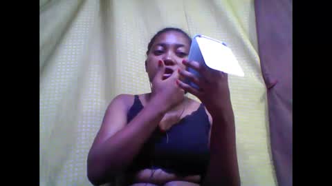 Snapshot of tahiriniah chatting on 25, 9, 2025 tahiriniah online show from 25, 9, 2025