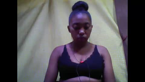 Snapshot of tahiriniah chatting on 29, 9, 2025 tahiriniah online show from 29, 9, 2025