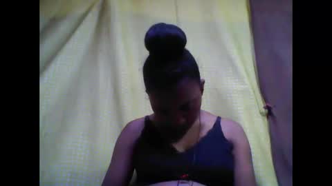 Snapshot of tahiriniah chatting on 4, 10, 2025 tahiriniah online show from 4, 10, 2025