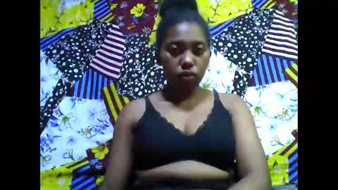Snapshot of tahiriniah chatting on 9, 10, 2025 tahiriniah online show from 9, 10, 2025
