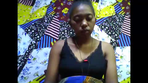 Snapshot of tahiriniah chatting on 24, 10, 2025 tahiriniah online show from 24, 10, 2025