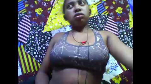 Snapshot of tahiriniah chatting on 30, 11, 2025 tahiriniah online show from 30, 11, 2025