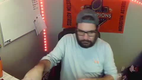 TaintNuzzler online show from 11, 2, 2025