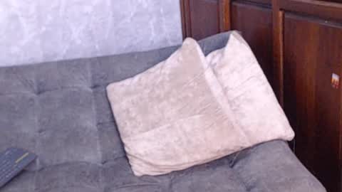 Tairon Tucke online show from 2, 2, 2025