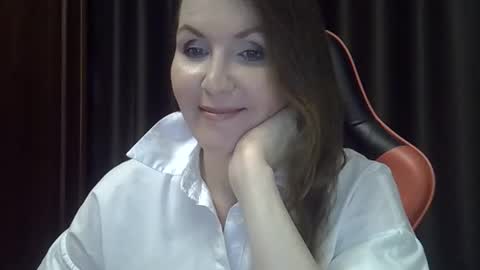 Snapshot of taisialucky77 chatting on 20, 10, 2025 taisialucky77 online show from 20, 10, 2025
