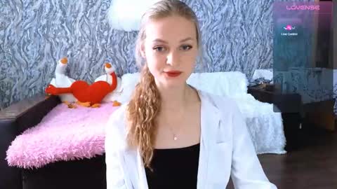 Snapshot of taissia_sweet chatting on 29, 9, 2025 Im Taya online show from 29, 9, 2025