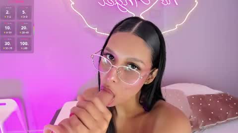 Snapshot of talianahernandez chatting on 15, 7, 2026 talianahernandez online show from 15, 7, 2026
