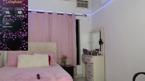 Snapshot of talianamoreno chatting on 30, 12, 2024 taliana modelo independiente online show from 30, 12, 2024