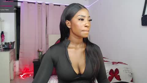 Snapshot of talianamoreno chatting on 19, 2, 2025 taliana modelo independiente online show from 19, 2, 2025