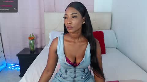 Snapshot of talianamoreno chatting on 11, 3, 2025 taliana modelo independiente online show from 11, 3, 2025