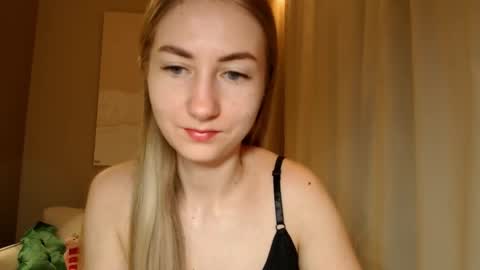 Snapshot of taliiyafiredream chatting on 28, 1, 2025 Kira online show from 28, 1, 2025