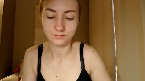 Snapshot of taliiyafiredream chatting on 13, 2, 2025 Kira online show from 13, 2, 2025