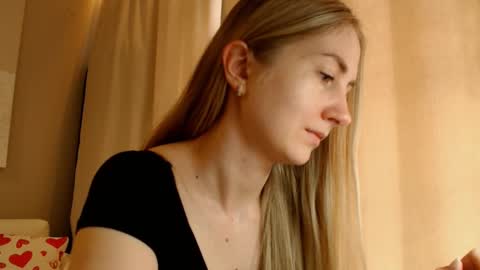 Snapshot of taliiyafiredream chatting on 3, 3, 2025 Kira online show from 3, 3, 2025