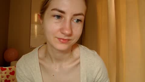 Snapshot of taliiyafiredream chatting on 4, 3, 2025 Kira online show from 4, 3, 2025