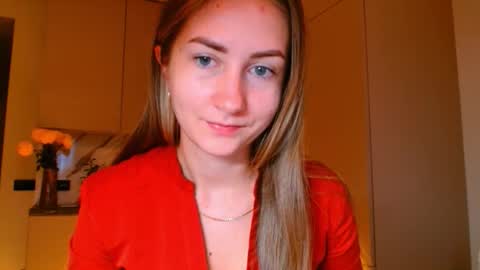 Snapshot of taliiyafiredream chatting on 12, 11, 2025 Kira online show from 12, 11, 2025