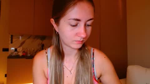 Snapshot of taliiyafiredream chatting on 28, 11, 2025 Kira online show from 28, 11, 2025