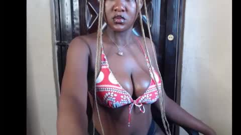 Snapshot of tall_choco chatting on 18, 11, 2025 tall_choco online show from 18, 11, 2025