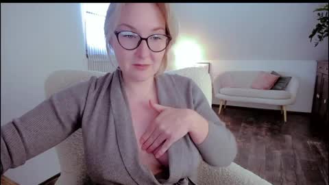 tallinnlove online show from 30, 4, 2026