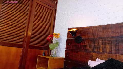 Snapshot of tamara_sanz1 chatting on 9, 10, 2025 online show from 9, 10, 2025