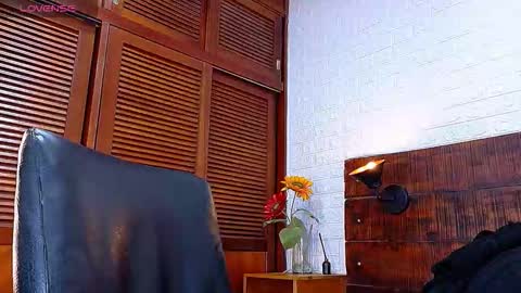 Snapshot of tamara_sanz1 chatting on 2, 11, 2025 online show from 2, 11, 2025