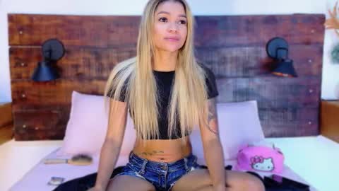 Snapshot of tamara_sanz1 chatting on 10, 2, 2026 online show from 10, 2, 2026