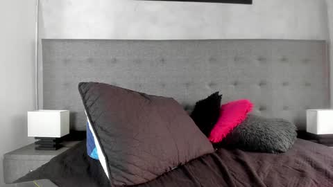 Tamy Vega online show from 28, 1, 2025