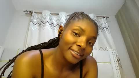 Snapshot of tamia538235 chatting on 28, 2, 2025 tamia online show from 28, 2, 2025