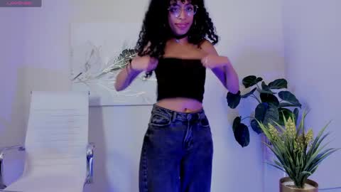 Snapshot of tamia_25 chatting on 26, 4, 2026 TAMI online show from 26, 4, 2026