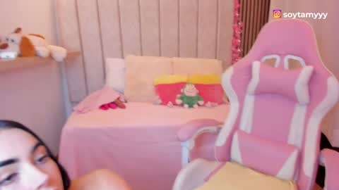 Snapshot of tammy_w chatting on 8, 4, 2026 Tammy online show from 8, 4, 2026